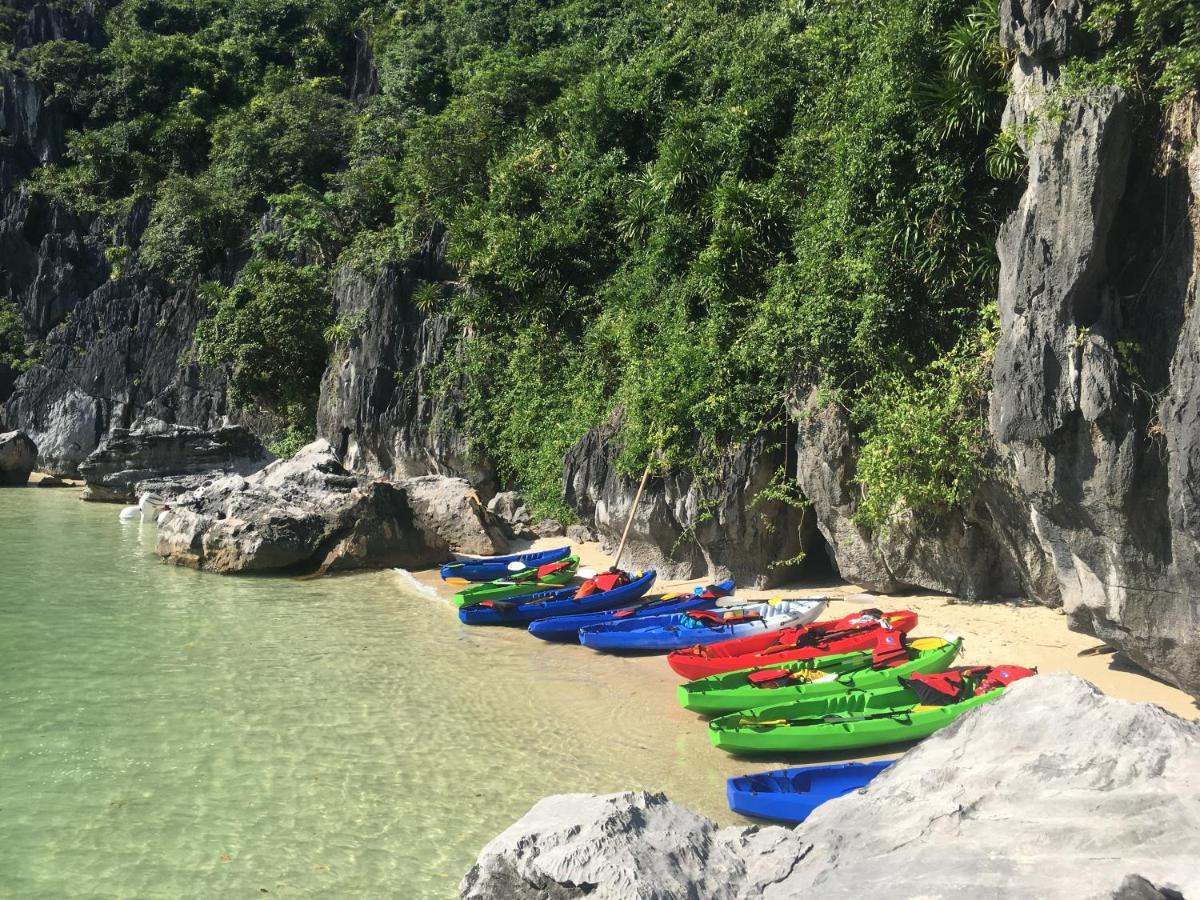 Cat Ba Bay Cruises Hotel Dong Khe Sau Exterior photo